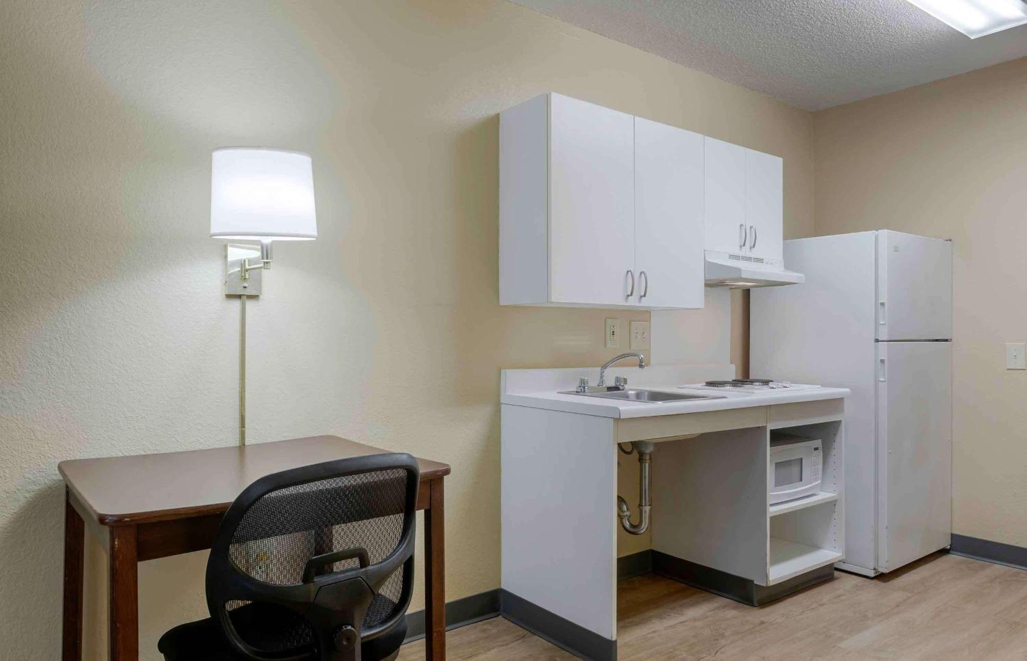 Extended Stay America Suites - Raleigh - RTP - 4610 Miami Blvd Durham Exterior foto